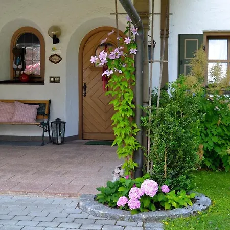 Gaestehaus Willfert * Reit im Winkl