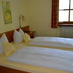 Gaestehaus Willfert شقة ريت ام وينكل